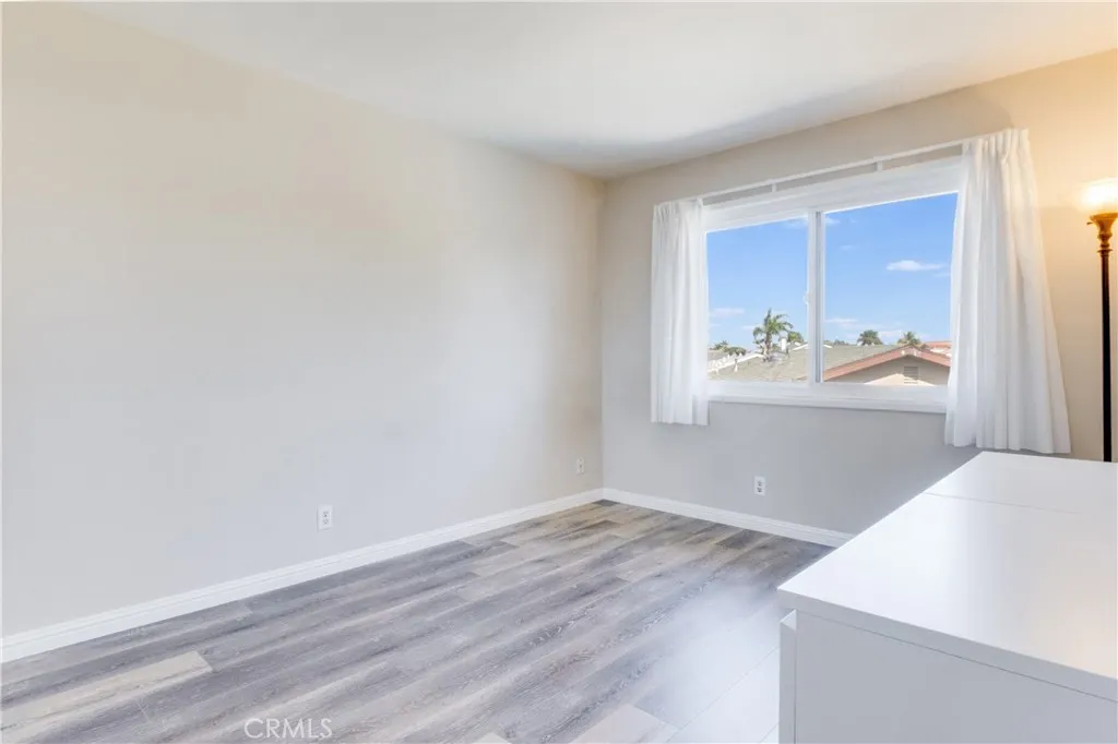 3560 Iris Cir, Seal Beach, California 90740 home-pic-43