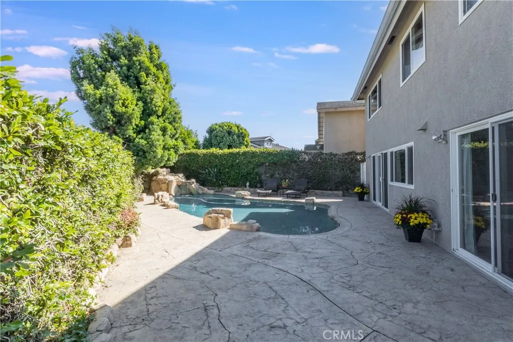 3560 Iris Cir, Seal Beach, California 90740 home-pic-22