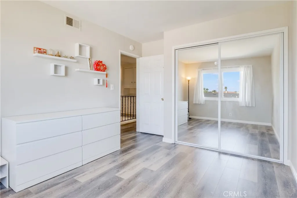 3560 Iris Cir, Seal Beach, California 90740 home-pic-44