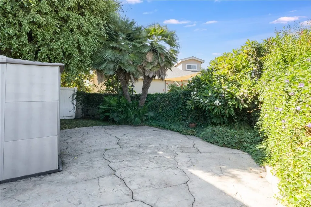 3560 Iris Cir, Seal Beach, California 90740 home-pic-23