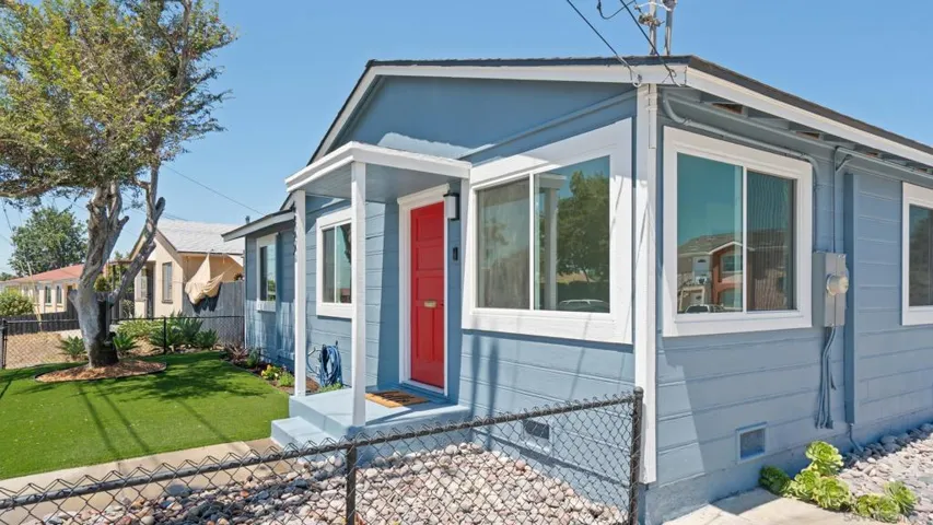 6492 6494 Lanston St., San Diego, California 92111