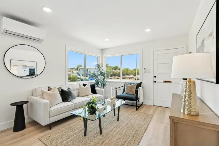 6492 6494 Lanston St., San Diego, California 92111