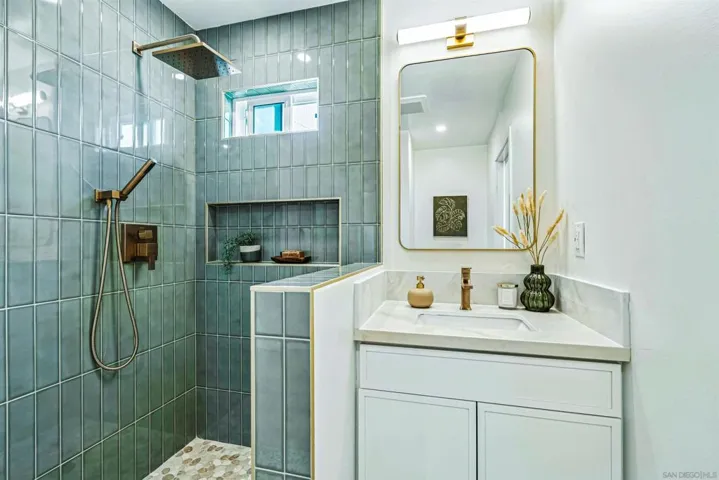 6492 6494 Lanston St., San Diego, California 92111