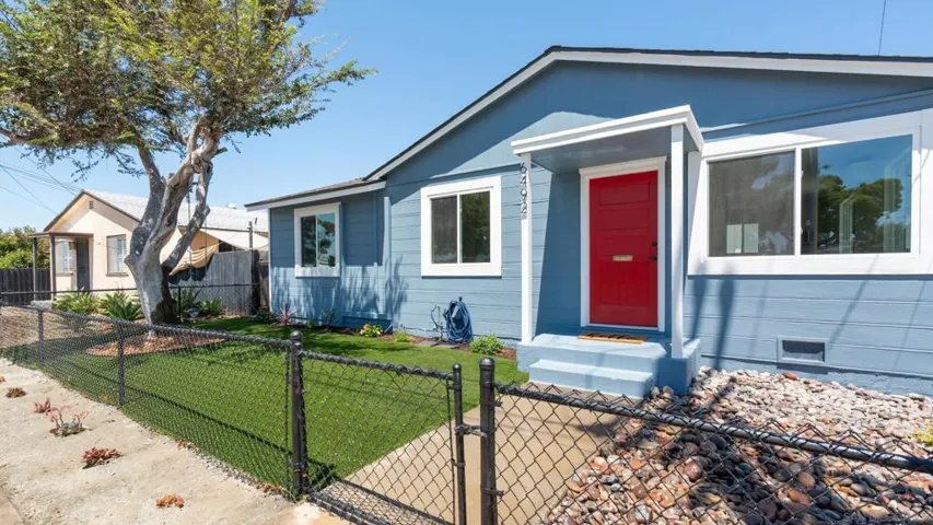 6492 6494 Lanston St., San Diego, California 92111