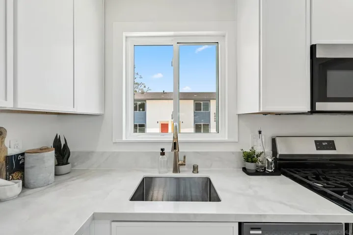 6492 6494 Lanston St., San Diego, California 92111