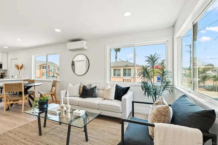 6492 6494 Lanston St., San Diego, California 92111