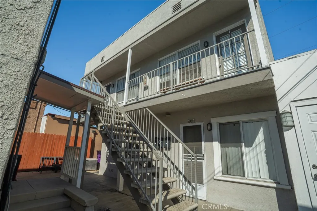 440 N Zona Court, Long Beach, California 90802 home-pic-3