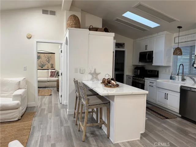Kitchen Island Seating

