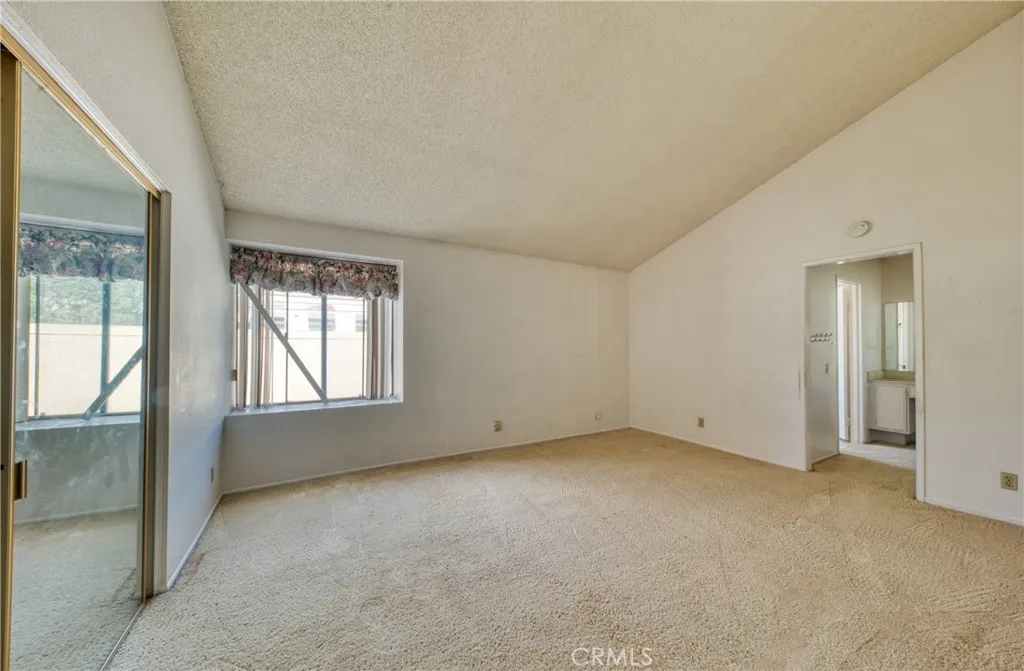 267 Linwood Avenue E, Monrovia, California 91016 home-pic-18