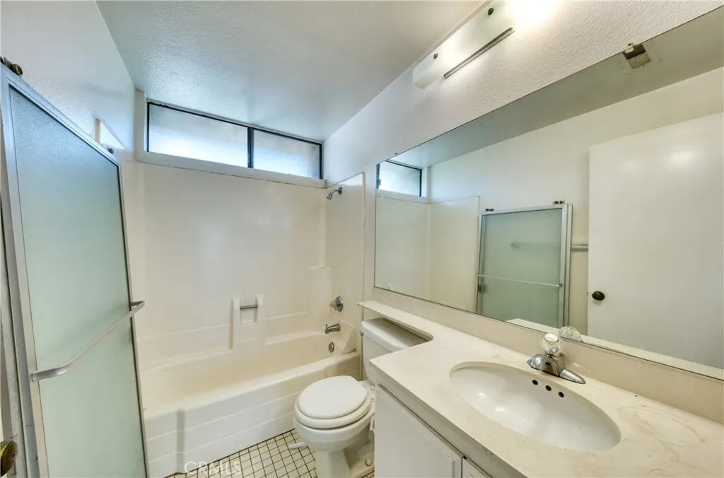 267 Linwood Avenue E, Monrovia, California 91016 home-pic-23