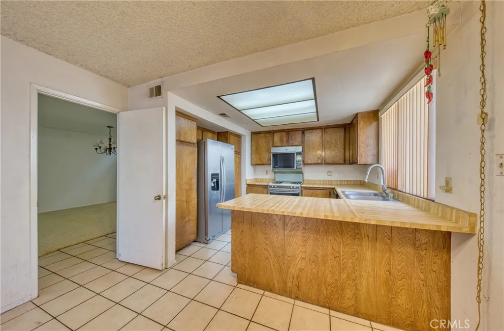267 Linwood Avenue E, Monrovia, California 91016 home-pic-11