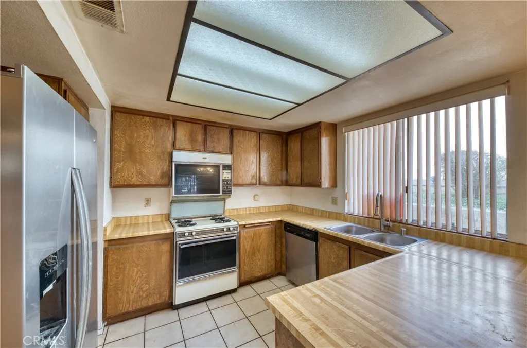 267 Linwood Avenue E, Monrovia, California 91016 home-pic-15
