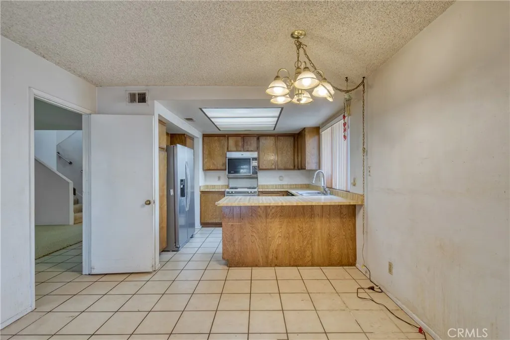 267 Linwood Avenue E, Monrovia, California 91016 home-pic-10