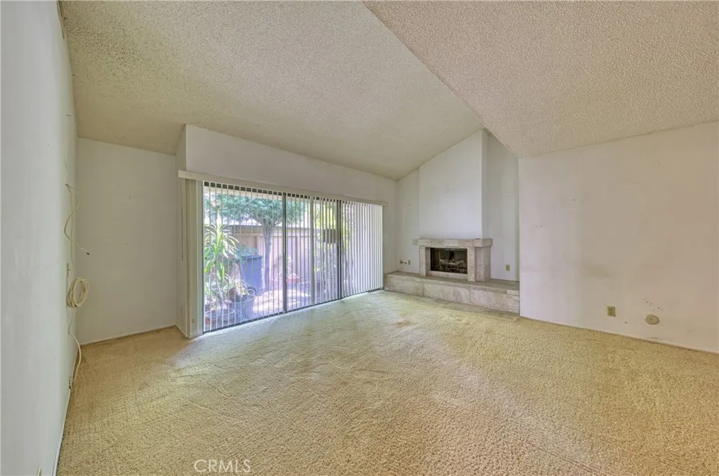 267 Linwood Avenue E, Monrovia, California 91016 home-pic-2