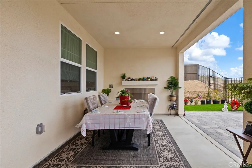 1577 Calle Mayfair, Chula Vista, California 91913 home-pic-51