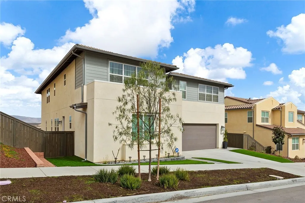 1577 Calle Mayfair, Chula Vista, California 91913 home-pic-5