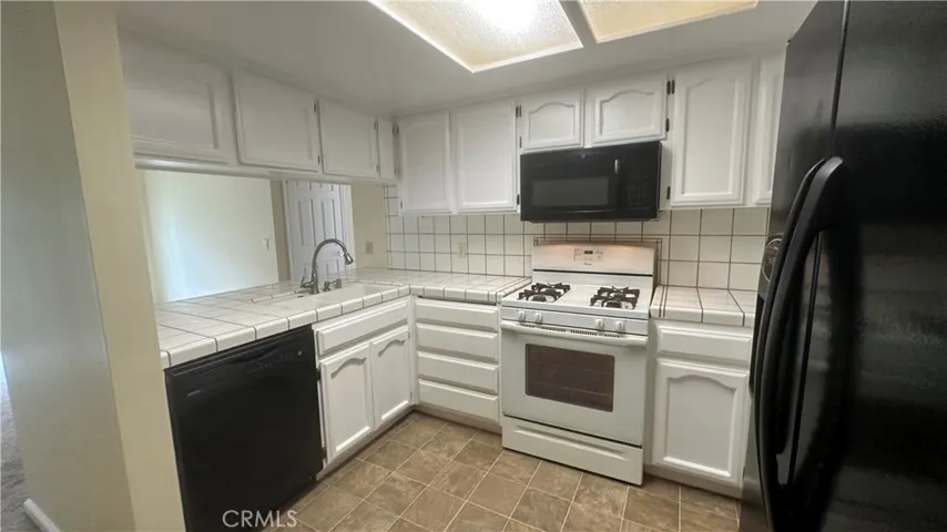 256 Via San Blas, San Luis Obispo, California 93401