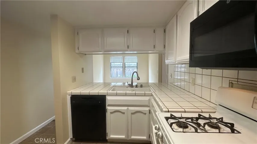 256 Via San Blas, San Luis Obispo, California 93401