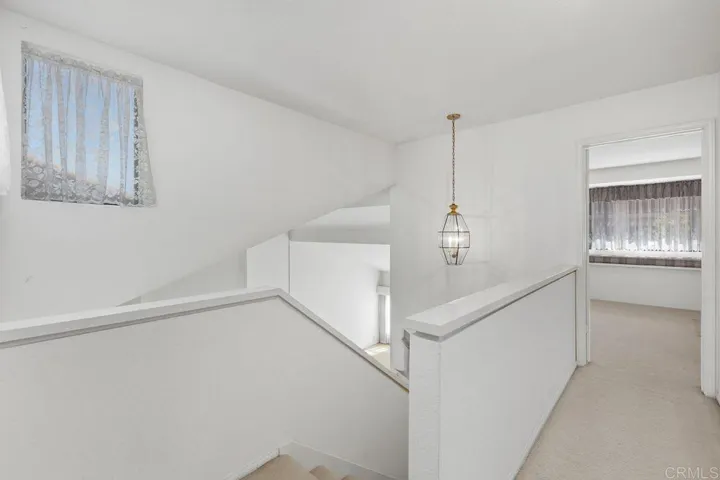 15662 Via Calanova, San Diego, California 92128
