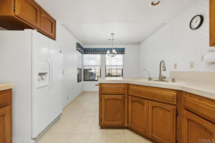 15662 Via Calanova, San Diego, California 92128