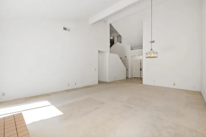 15662 Via Calanova, San Diego, California 92128