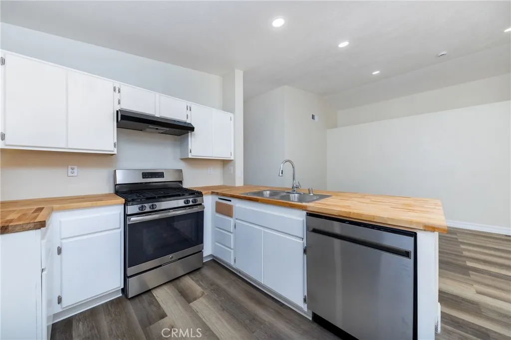 10830 Euclid Street, Adelanto, California 92301 home-pic-10