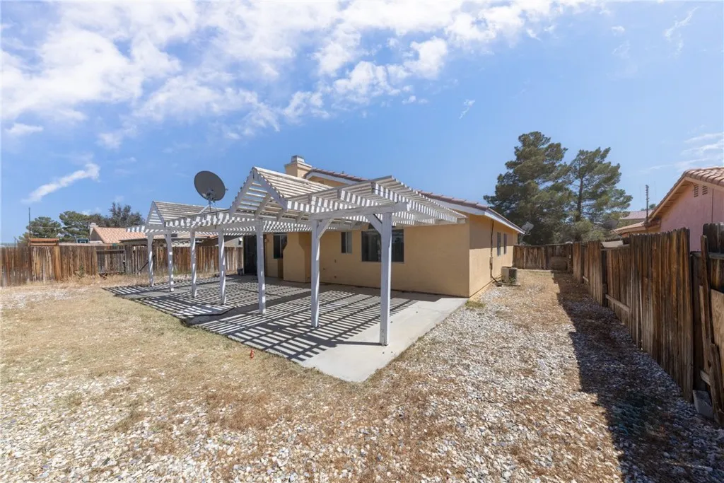 10830 Euclid Street, Adelanto, California 92301 home-pic-28