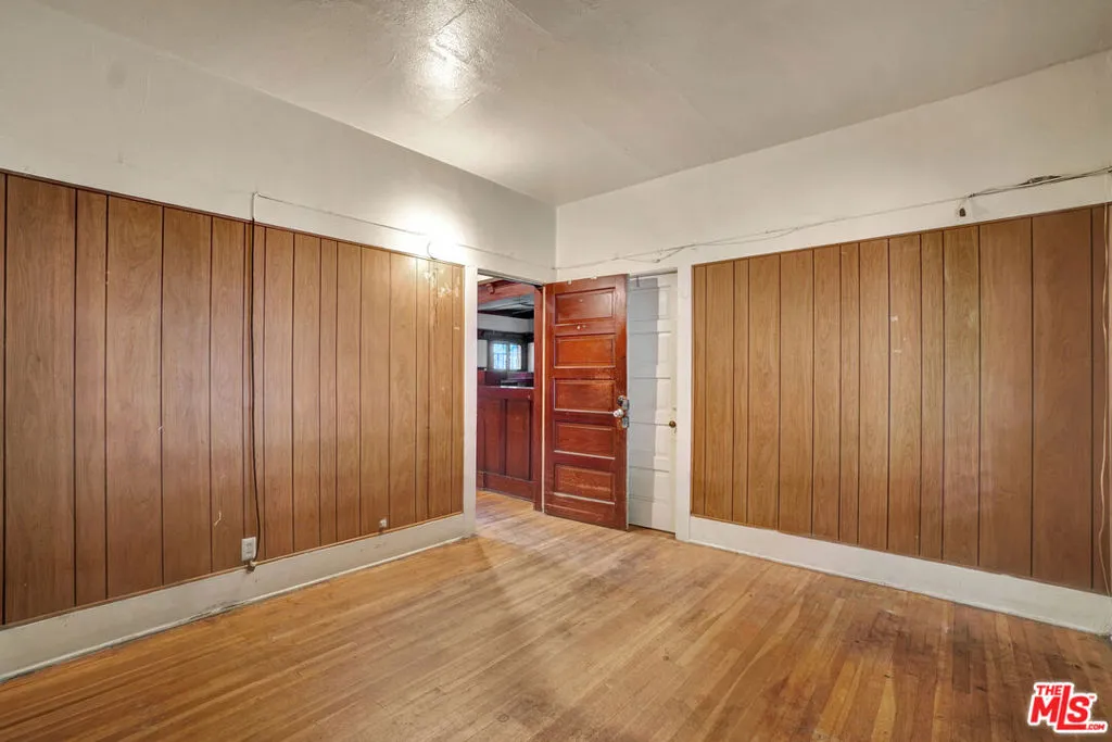 353 N Reno Street, Los Angeles, California 90026 home-pic-26