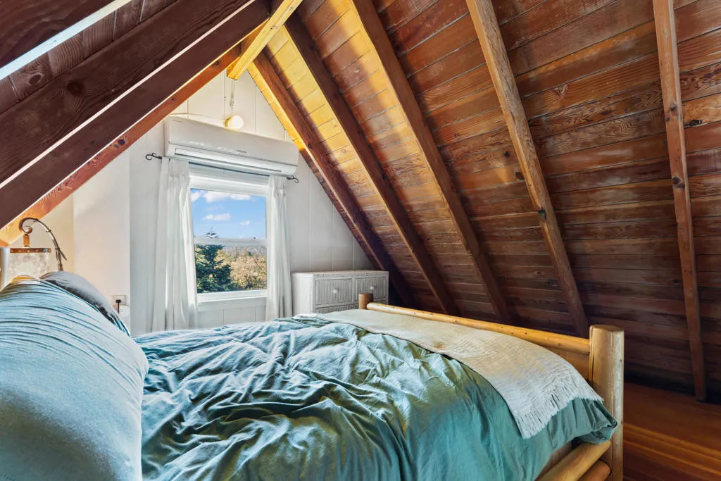 347 Emerald Drive, Lake Arrowhead, California 92352 home-pic-17