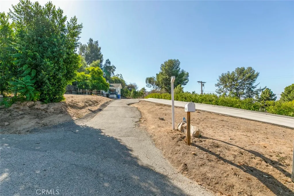 9442 Hillrose, Shadow Hills, California 91040 home-pic-3