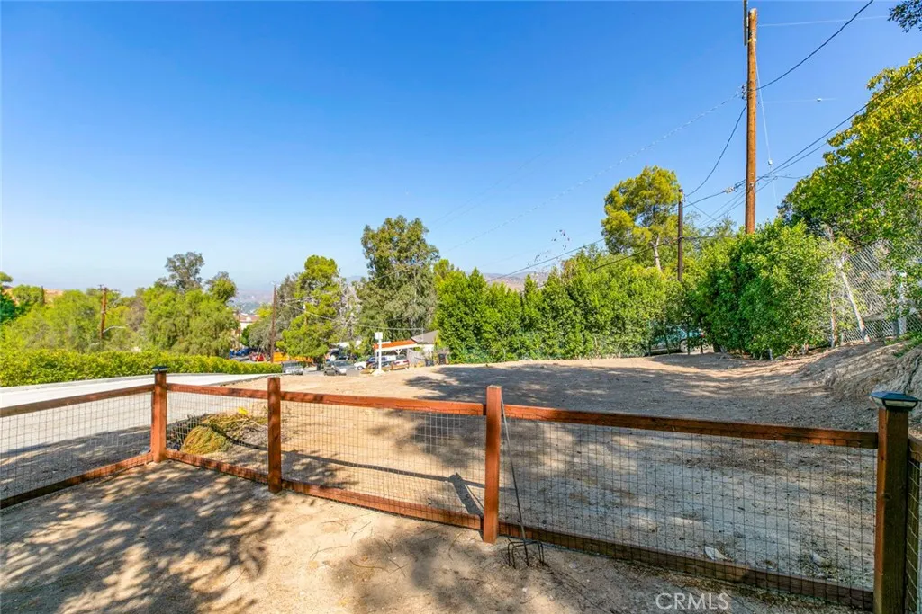 9442 Hillrose, Shadow Hills, California 91040 home-pic-27