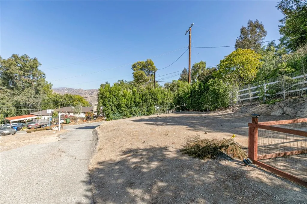 9442 Hillrose, Shadow Hills, California 91040 home-pic-28