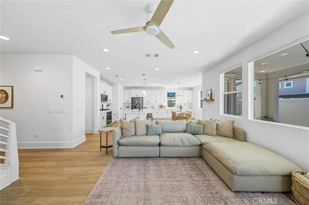 32017 Radiant Drive, Temecula, California 92591 home-pic-14