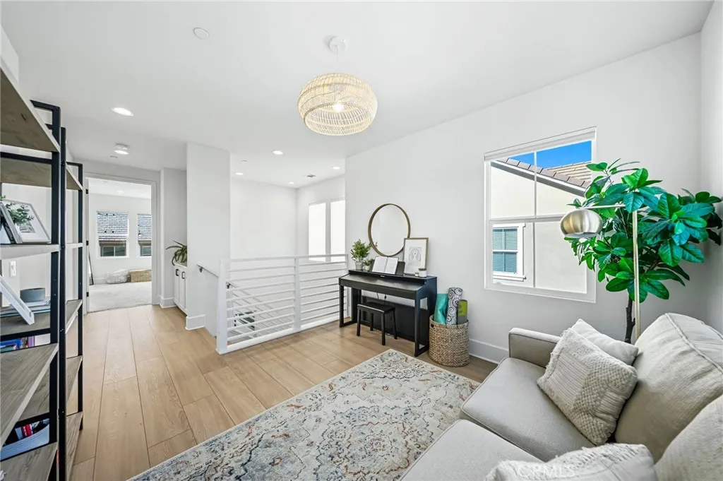 32017 Radiant Drive, Temecula, California 92591 home-pic-32