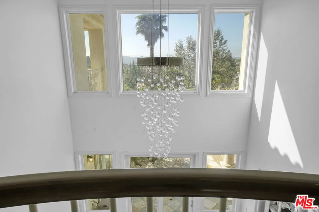 11158 Lopez Court, Moorpark, California 93021 home-pic-16