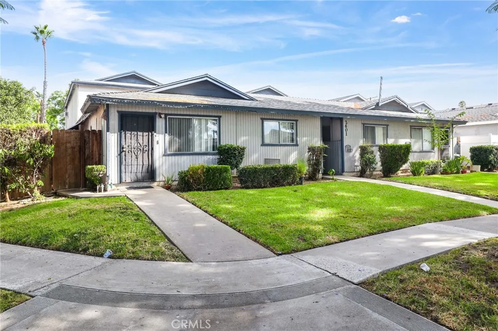 2601 Andover, Fullerton, California 92831 home-pic-2