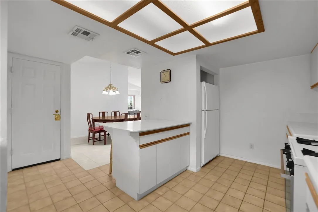 67260 Ovante Road, Cathedral City, California 92234 home-pic-10