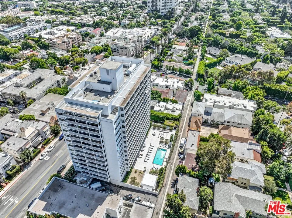 999 N Doheny Drive 106, West Hollywood, California 90069 home-pic-7