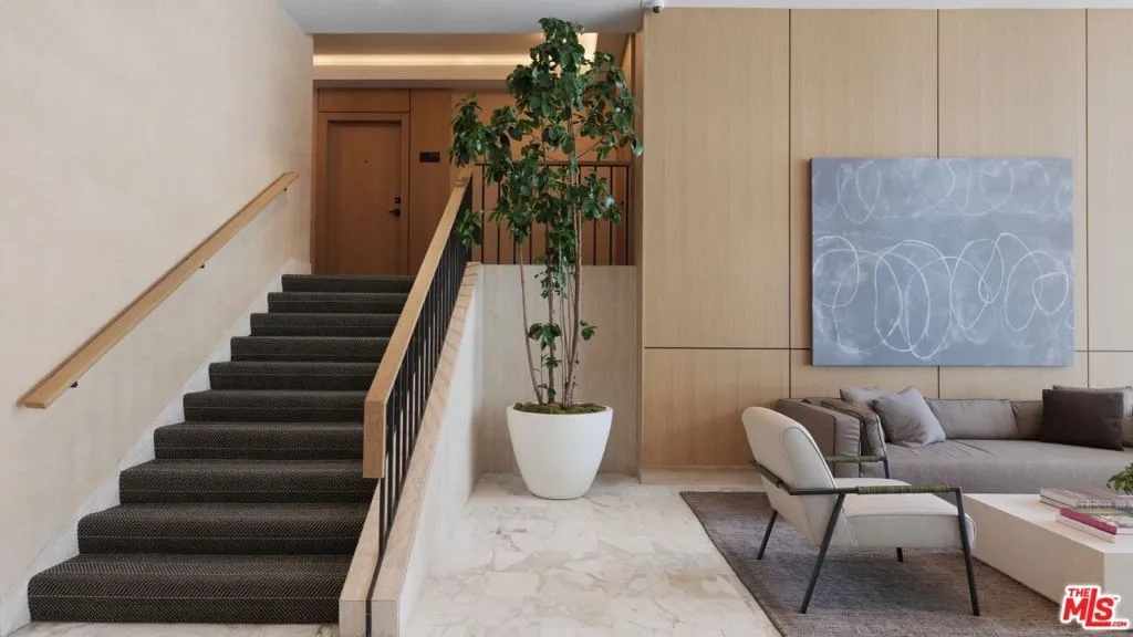 999 N Doheny Drive 106, West Hollywood, California 90069 home-pic-14