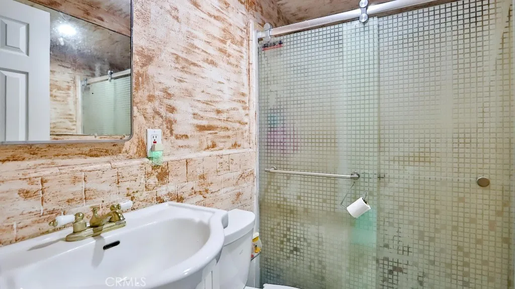 6751 Klondike Avenue, Westminster, California 92683 home-pic-4