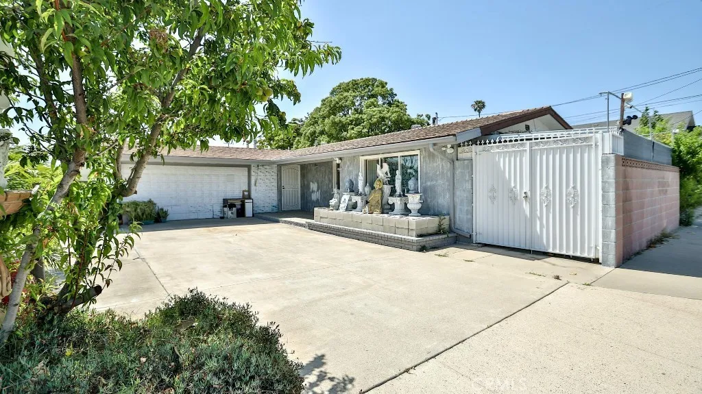 6751 Klondike Avenue, Westminster, California 92683 home-pic-5