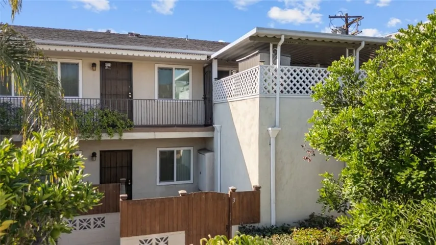 6661 Wilkinson Avenue, North Hollywood, California 91606