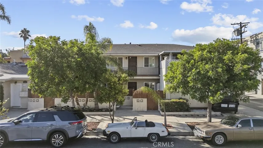 6661 Wilkinson Avenue, North Hollywood, California 91606