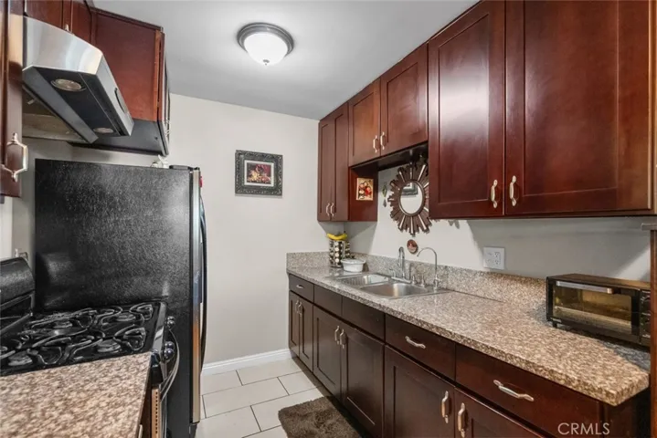 6661 Wilkinson Avenue, North Hollywood, California 91606