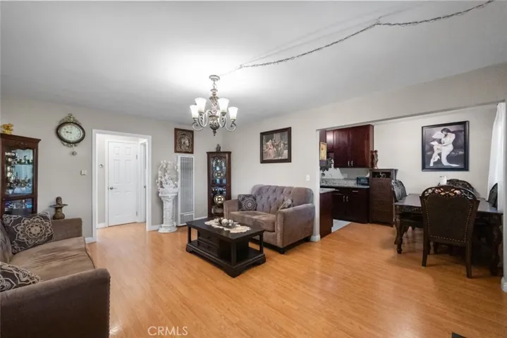 6661 Wilkinson Avenue, North Hollywood, California 91606