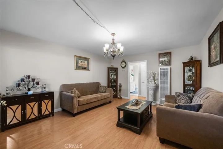 6661 Wilkinson Avenue, North Hollywood, California 91606