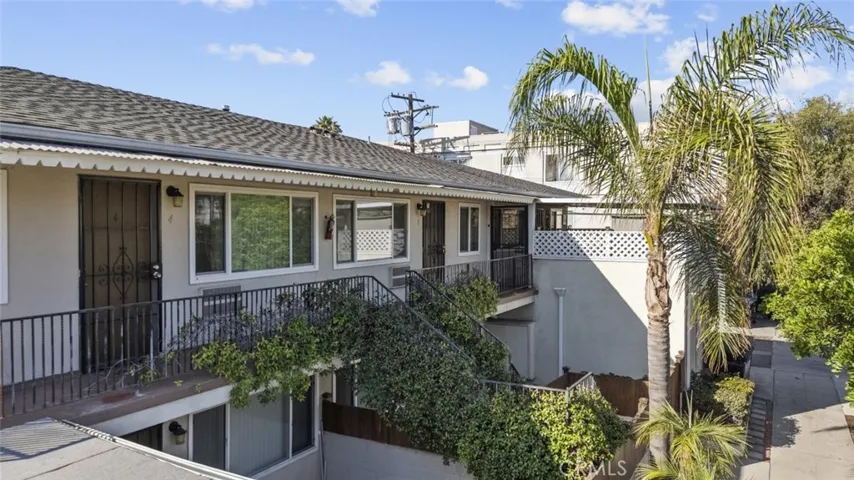 6661 Wilkinson Avenue, North Hollywood, California 91606