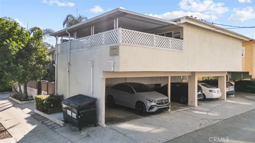 6661 Wilkinson Avenue, North Hollywood, California 91606