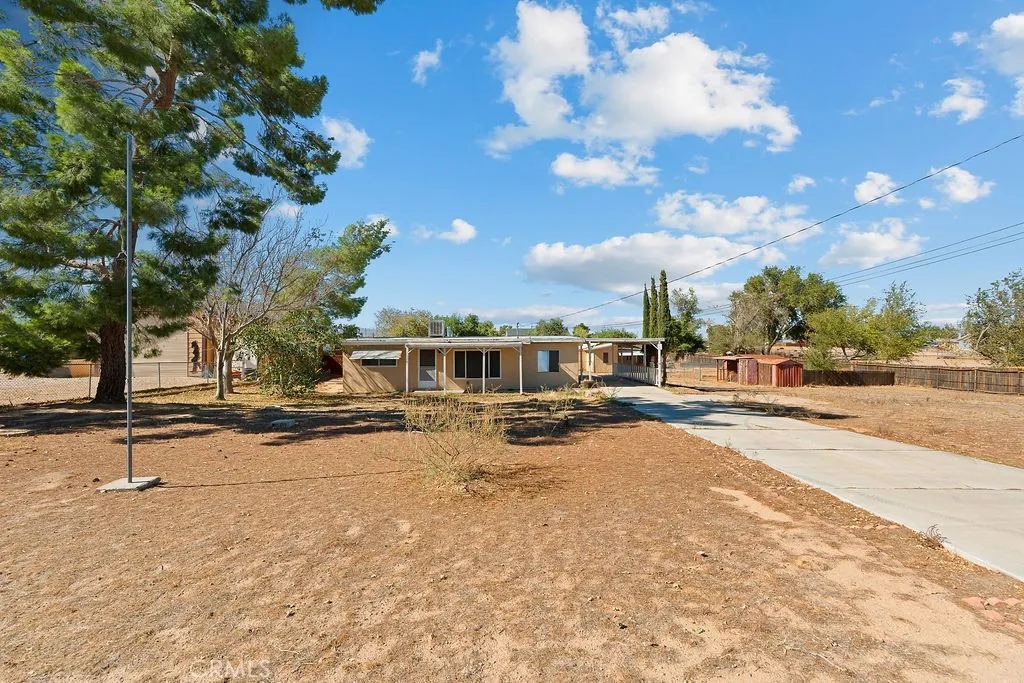 10560 6th, Hesperia, California 92345 home-pic-32