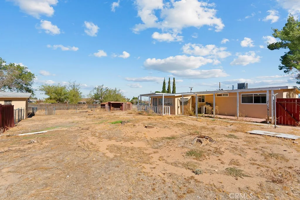 10560 6th, Hesperia, California 92345 home-pic-21